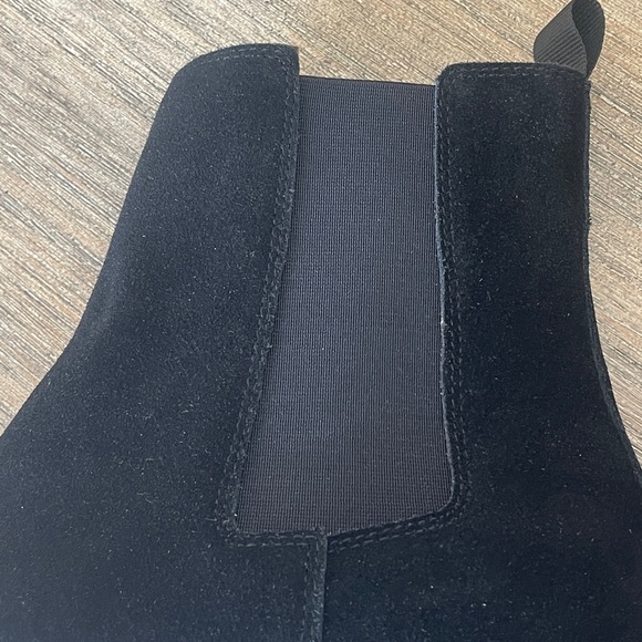 NEW QUINCE CHELSEA SUEDE PULL ON BOOTS WOMENS BLACK 1.5 INCH HEEL - Picture 15 of 15